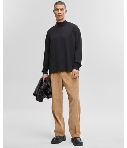 Long-Sleeve Oversized-Fit Basic T-Shirt