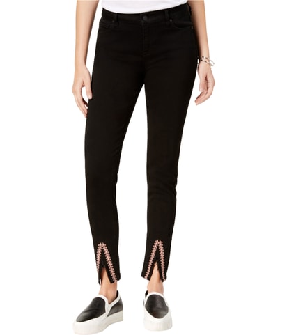 Embroidered Tapered Skinny Jeans