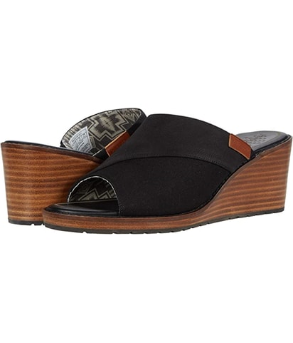 Arcata Wedge Sandals