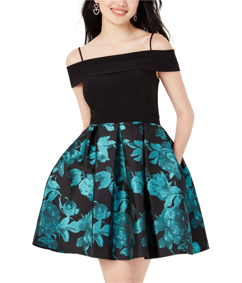 Morgan & Co. Womens Printed Off-Shoulder Dress