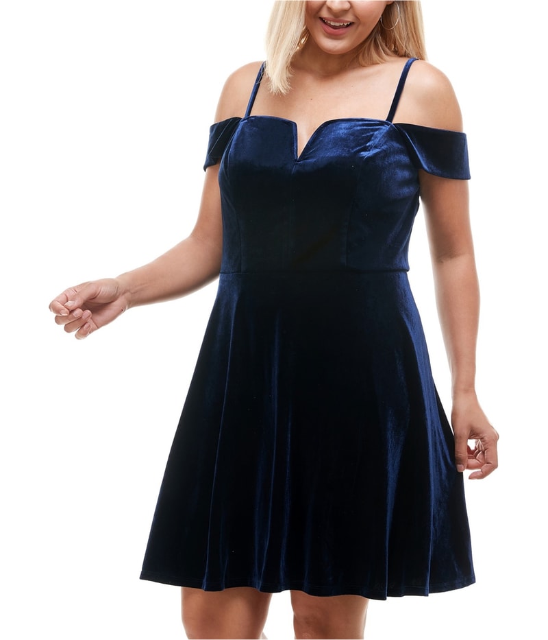 City Studio Womens Velvet Off-Shoulder Dress