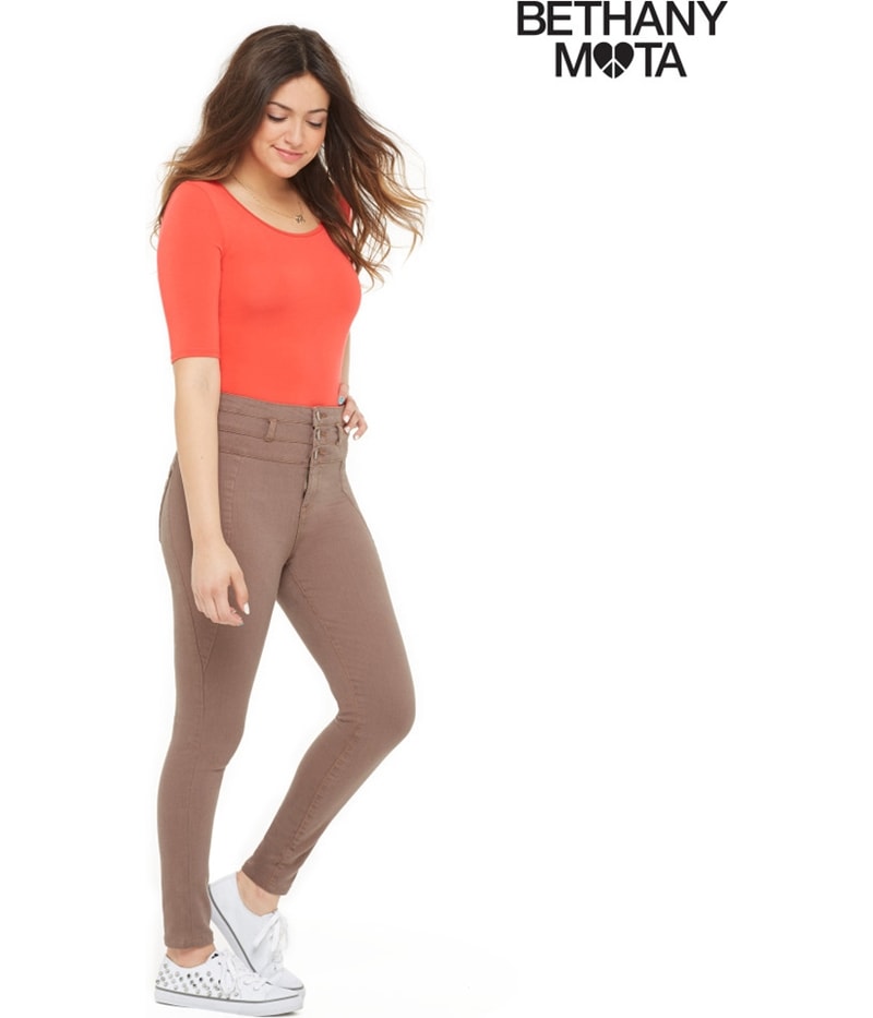 Aeropostale Womens Solid Scoop Bodycon Basic T-Shirt