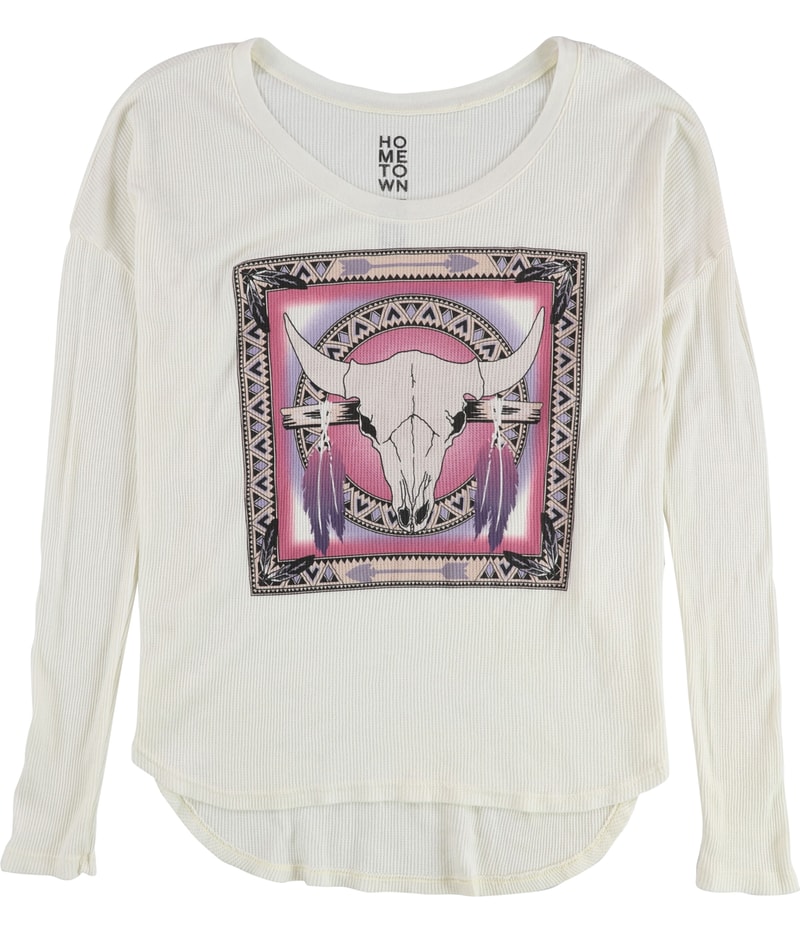 Hometown Heroes Womens Feathered Cow Skull Graphic T-Shirt