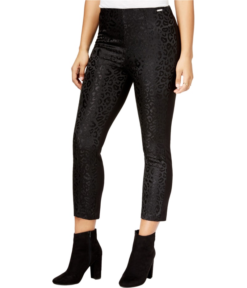 GUESS Womens Mariette Embossed-Front Tapered Cropped Capri Casual Pants