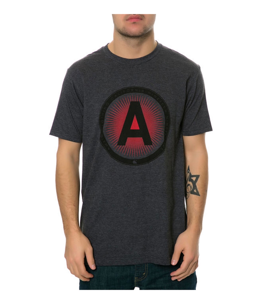 Мужская футболка с графическим принтом AMBIG в полный рост 4390₽